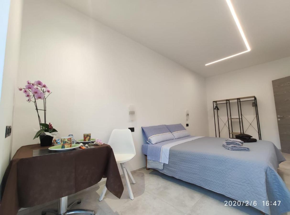 Shared Bathroom - Myaostaproject Ngoại thất bức ảnh